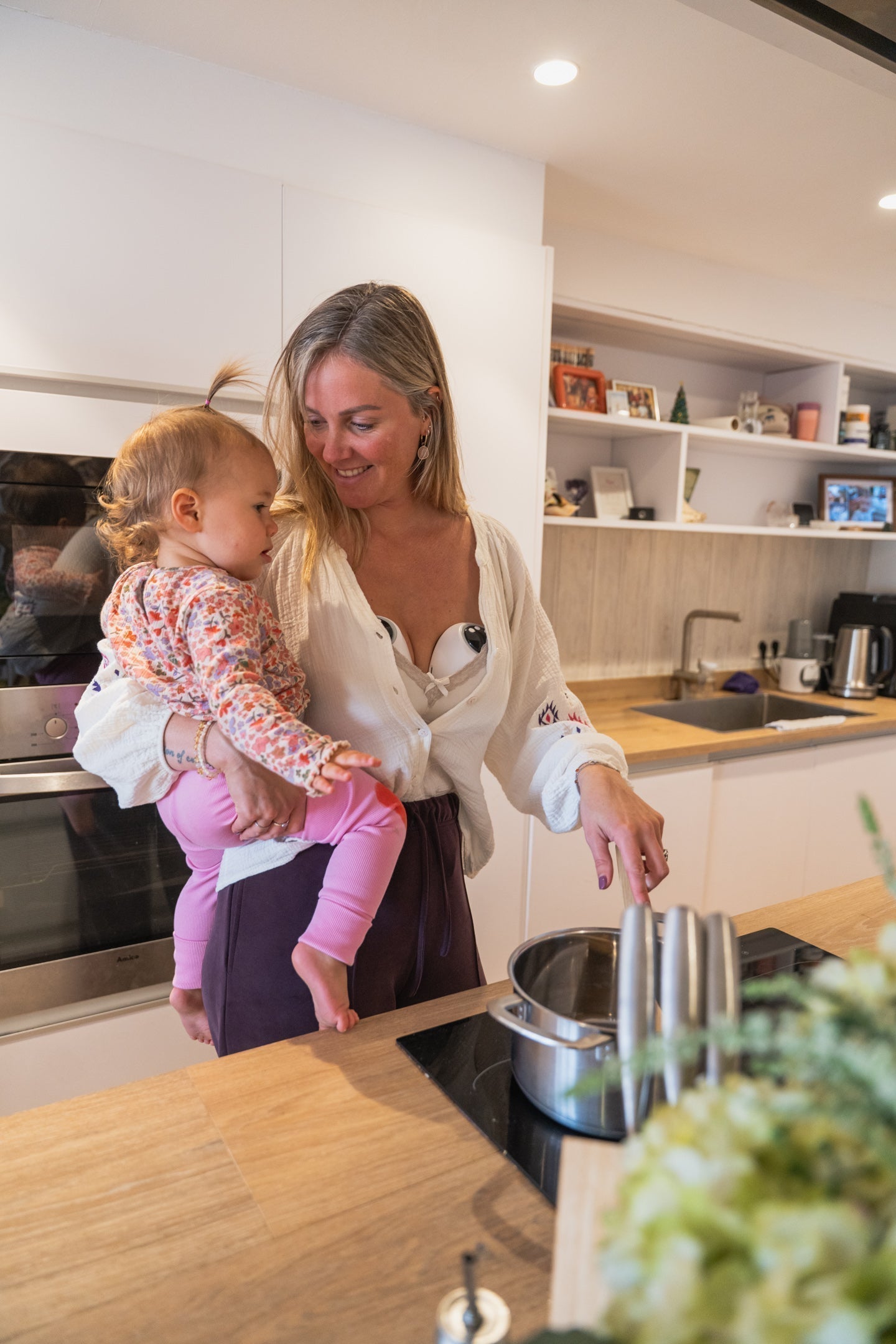 Nooit Meer Stressvol Kolven: Dit Is De Beste Handsfree Kolf Voor Moeders