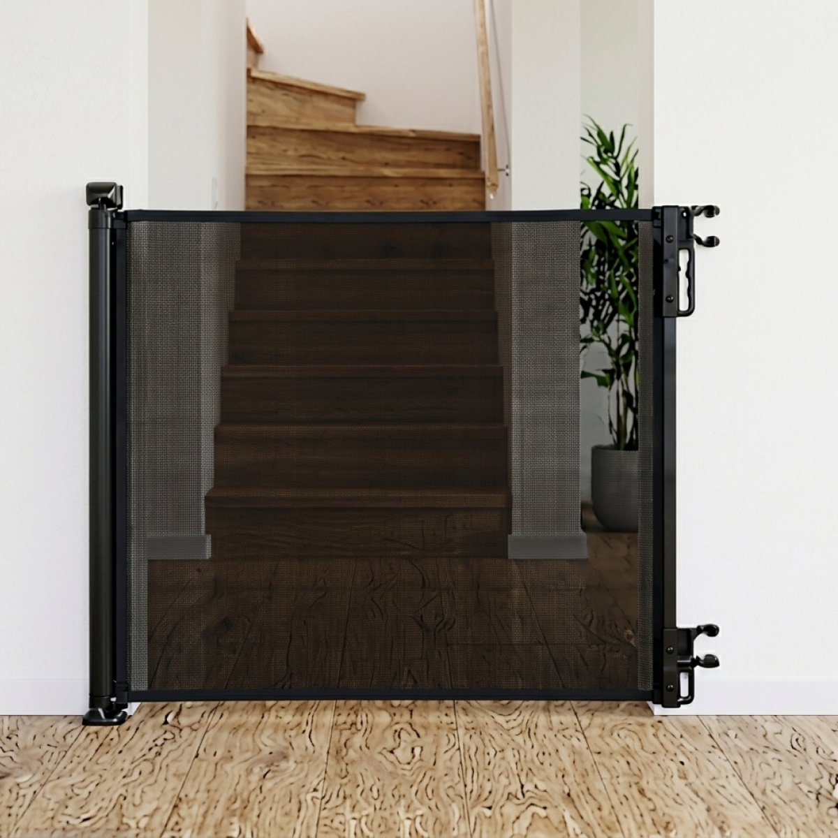 Twinky Roll-up Stair Gate - Black