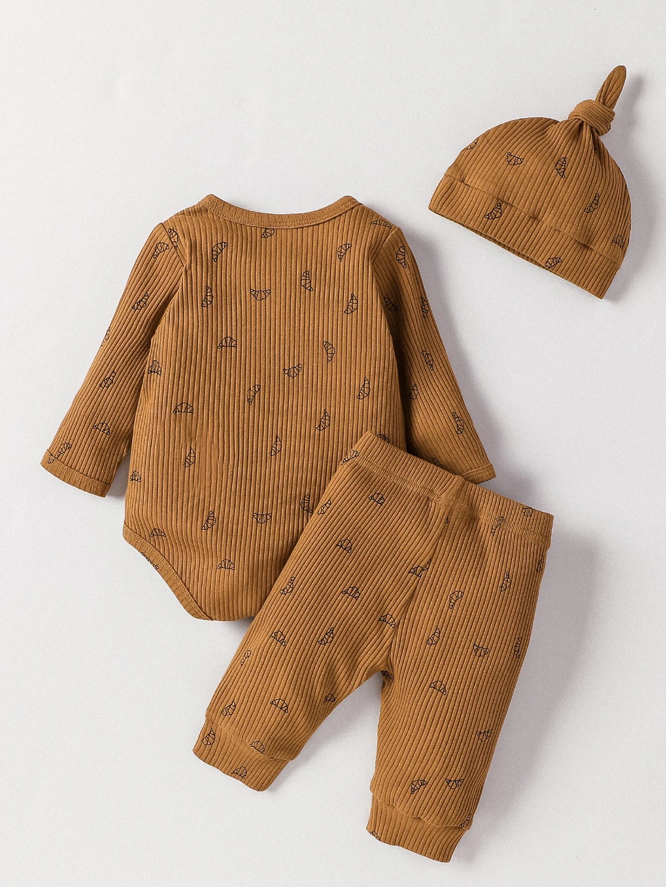 Cozy Brown Baby Suit with Matching Hat – Soft & Warm Winter Outfit